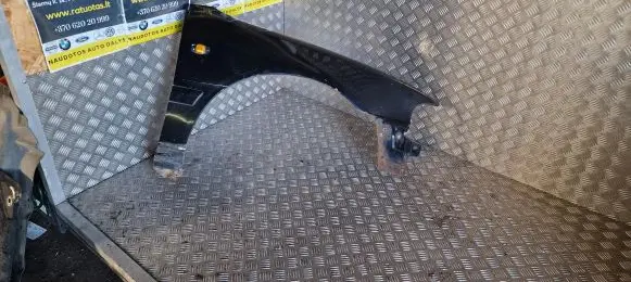 Audi A4 S4 B5 8D Fender