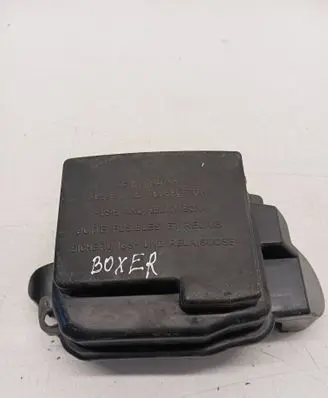 Peugeot Boxer Fuse box cover 