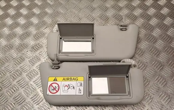 Toyota Yaris Sun visor