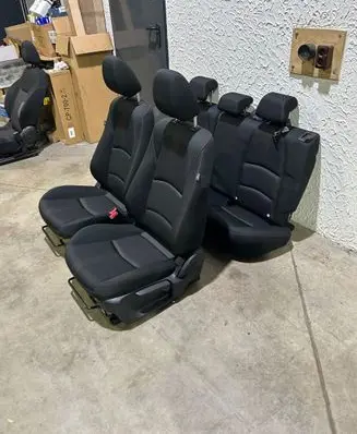 Mazda 2 Seat set 