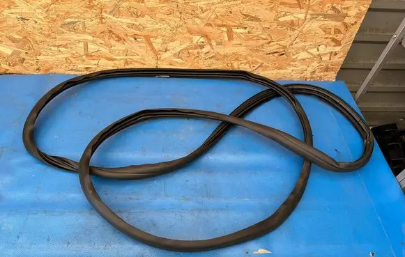 Ford Transit Custom Sliding door rubber seal JK21-V253A10-AC JK21V253A10AC 2451542