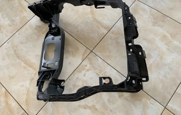Porsche Macan (95B) Side radiator support slam panel 95B805594