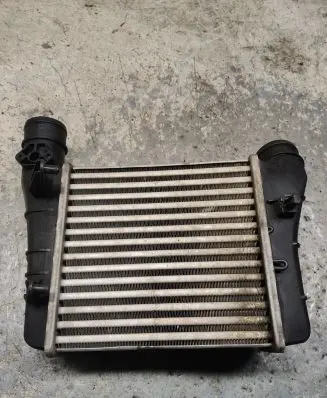Audi A4 S4 B7 8E 8H Intercooler radiator