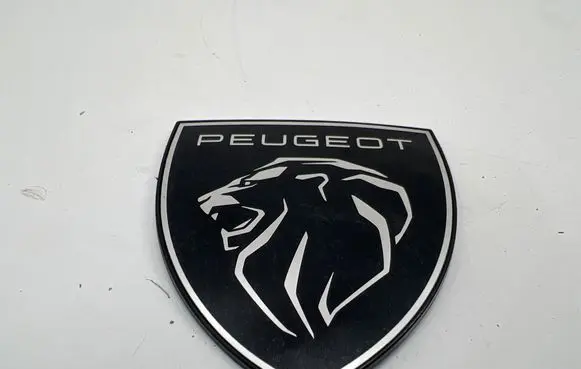 Peugeot 3008 III Fender model badge letters 