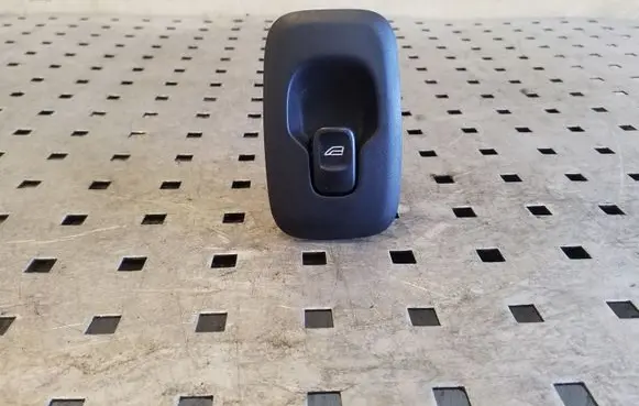 Volvo XC90 Electric window control switch 30658696