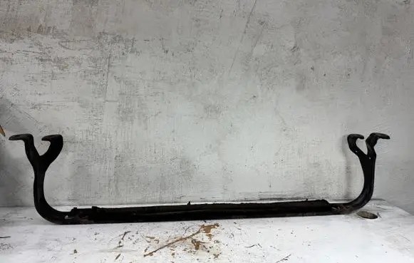 Ford Kuga I Bottom radiator support slam panel 