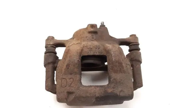 Toyota Auris E180 Front brake caliper