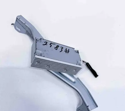 Lexus IS III XE30 Aerial antenna amplifier 8624053020