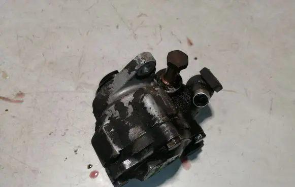 Power steering pump