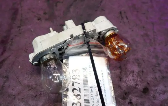Ford Mondeo MK IV Tail light bulb cover holder 7S7113N004A