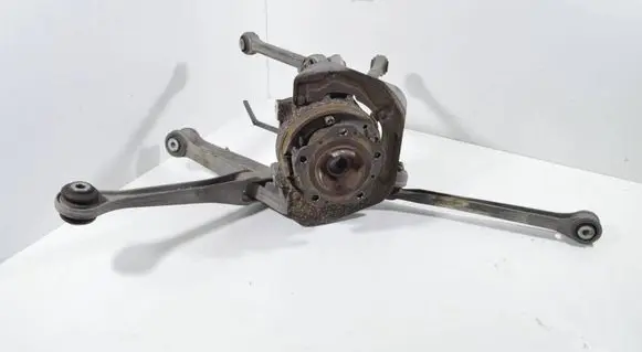 Porsche 911 996 Rear wheel hub spindle/knuckle 99633111106