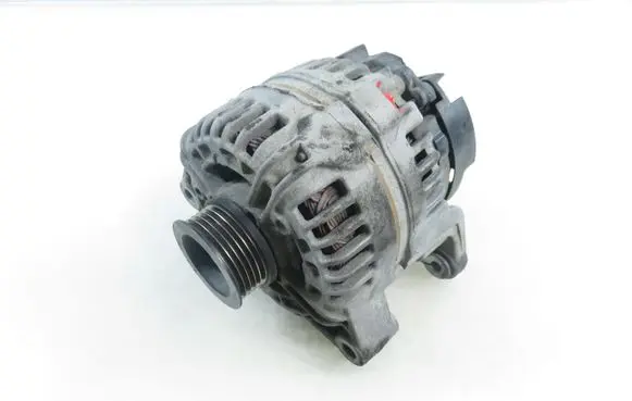 Opel Corsa C Generator/alternator 55556068 0124425021