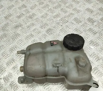 Mercedes-Benz B W247 Coolant expansion tank/reservoir A2475000049