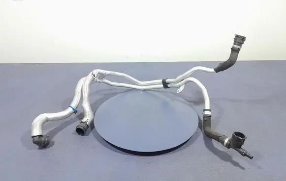 BMW X3 E83 Engine coolant pipe/hose 8596395