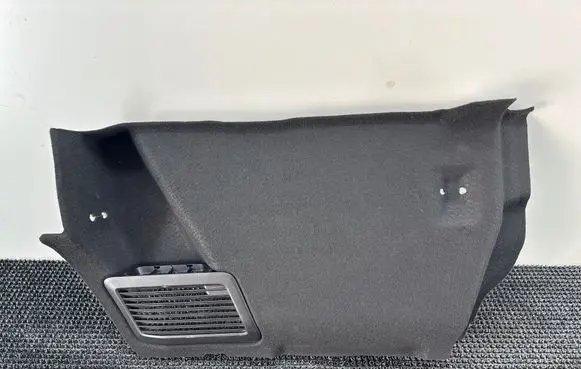Ford Focus Tailgate/trunk side cover trim JX7BA45422AE3JA6