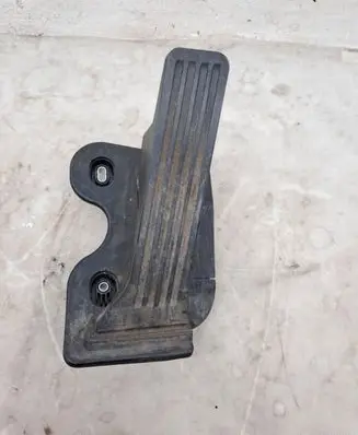 Mazda CX-3 Accelerator throttle pedal GHP941600F