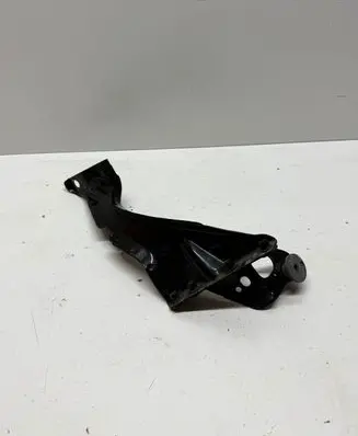 Audi A6 C7 Fender mounting bracket 4G0805816 1110