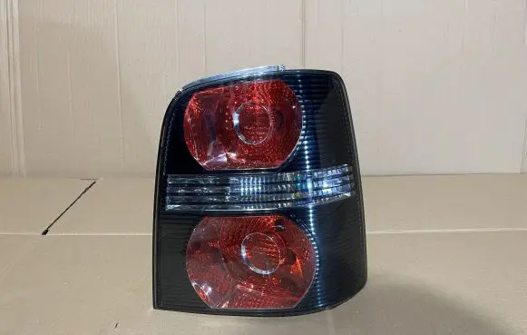 Volkswagen Touran I Rear/tail lights 1T0945095P