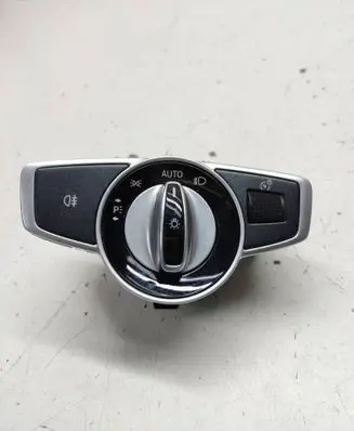 Mercedes-Benz C W205 Light switch A2059057007 10128761 9301