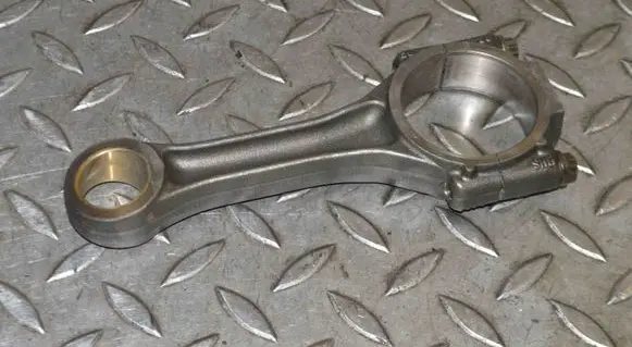 Volkswagen PASSAT B6 Connecting rod/conrod BHS038J