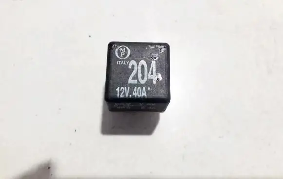 Volkswagen PASSAT B5 Other relay 431951253