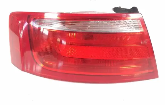 Audi S5 Rear/tail lights 8T0945095