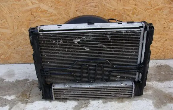 BMW 1 E81 E87 Radiator set 
