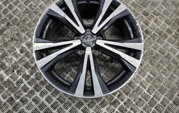 Nissan Qashqai R18 alloy rim N878017