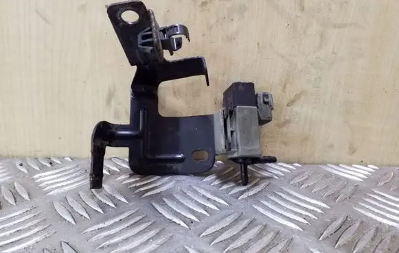 Hyundai i40 Electromagnetic valve 