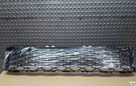 Fiat 500 Front bumper lower grill S26336986 735619520