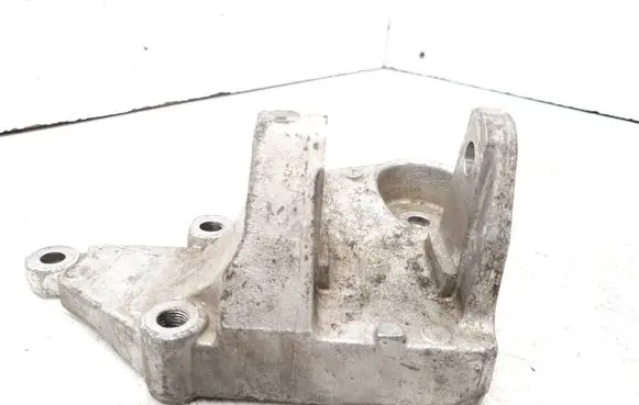 Citroen C8 Engine mounting bracket 1495036080
