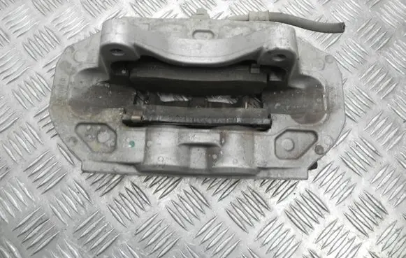 Tesla Model 3 Front brake caliper 104462100E