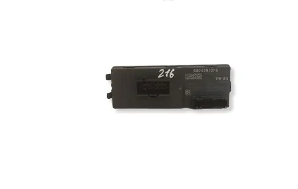 Audi A4 S4 B9 Tailgate/trunk control unit/module 4M0959107B