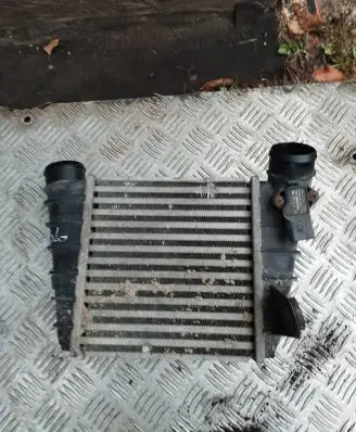 Volkswagen Polo Intercooler radiator