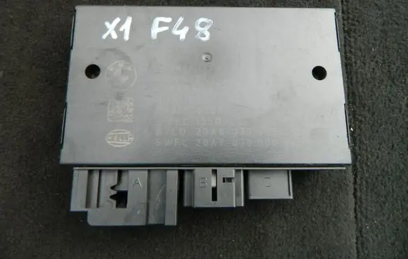BMW 1 F20 F21 Tow bar trailer control unit/module 6879427