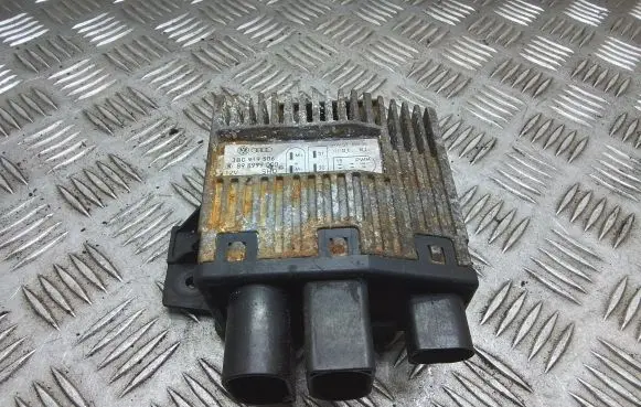 Volkswagen Transporter - Caravelle T5 Coolant fan relay 3B0919506 898999000