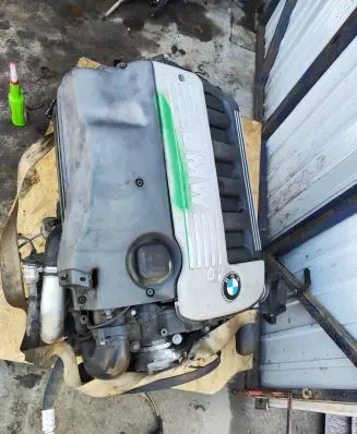 BMW 5 E39 Engine DGF 7783000A M57E39