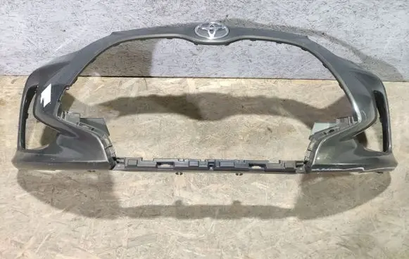 Toyota Yaris XP210 Front bumper 52119K0050 3414915