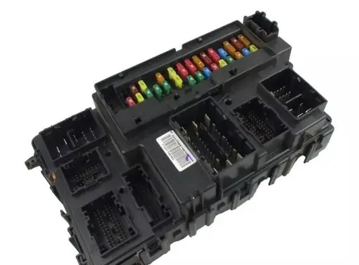 Ford Fusion II Fuse module HU5T15604CDB DG9T14B476B