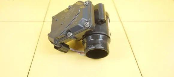 Mercedes-Benz Vito Viano W447 Throttle body valve H8201061908 622951