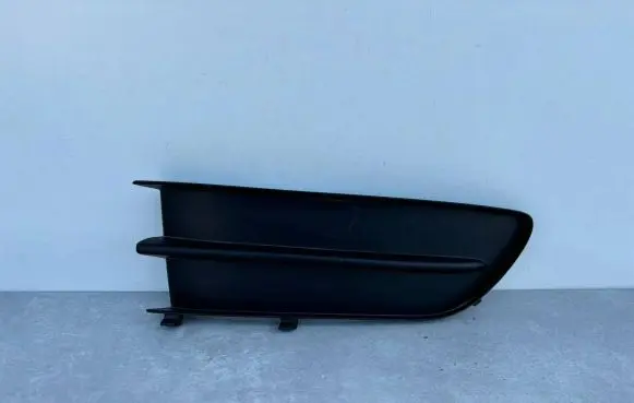 Renault Laguna II Front bumper lower grill 000009693