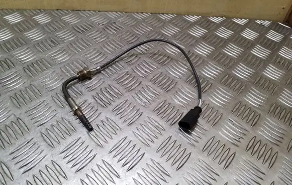 Audi A6 S6 C6 4F Exhaust gas temperature sensor 1J0973802 HE1EPIQBG 059906088A