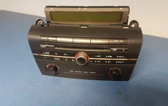 Mazda 3 I Radio/CD/DVD/GPS head unit 14789900 04K1B93584