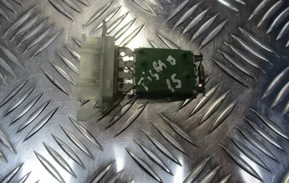 Opel Tigra B Heater blower motor/fan resistor