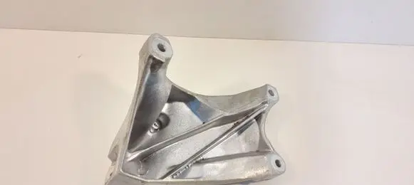 Porsche Cayenne (92A) Engine mounting bracket 7L8199308B
