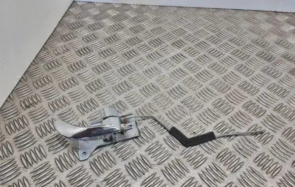 KIA Sorento Front door interior handle