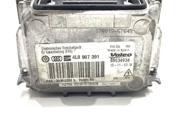 Audi Q7 4L Voltage converter/converter module 4L0907391