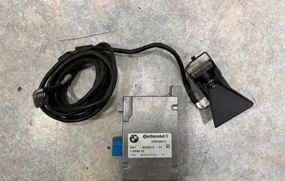 BMW 5 F10 F11 Camera control unit module 9252819 9199305