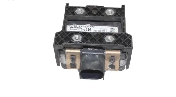 Nissan X-Trail T32 Distronic sensor radar 284384CB0A 0203300115