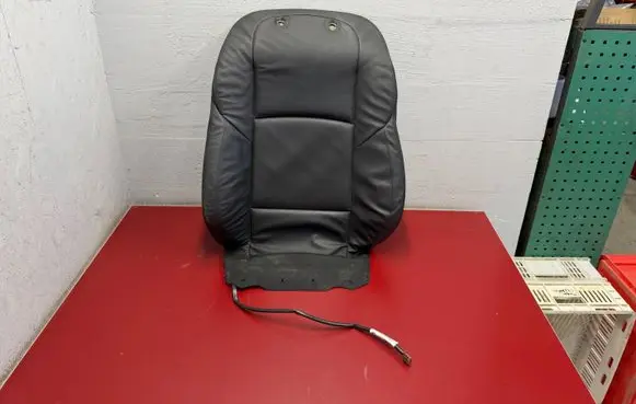 BMW 5 F10 F11 Front passenger seat console base 7231174